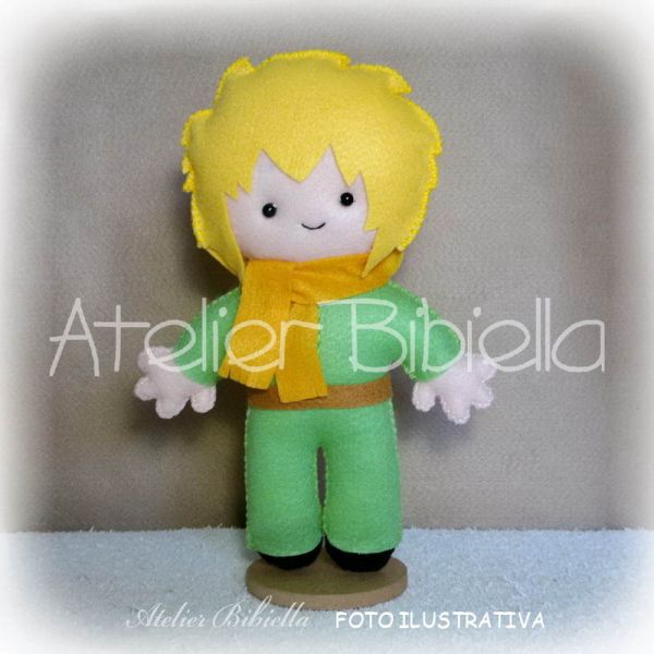 BONECO PRINCIPE OU AVIADOR  20 CM UNIDADE C/ SUPORTE