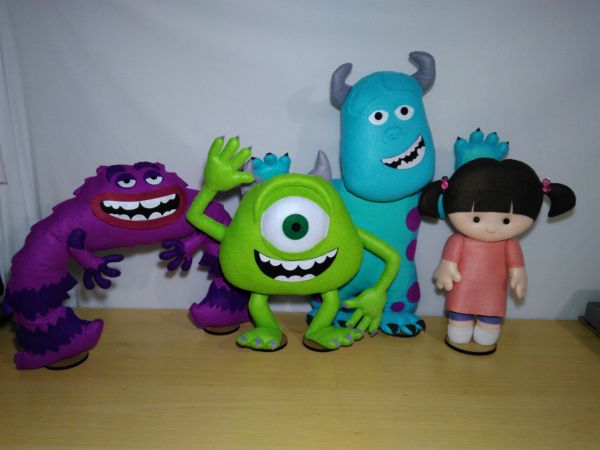 MONSTROS S.A. KIT 4 PERSONAGENS
